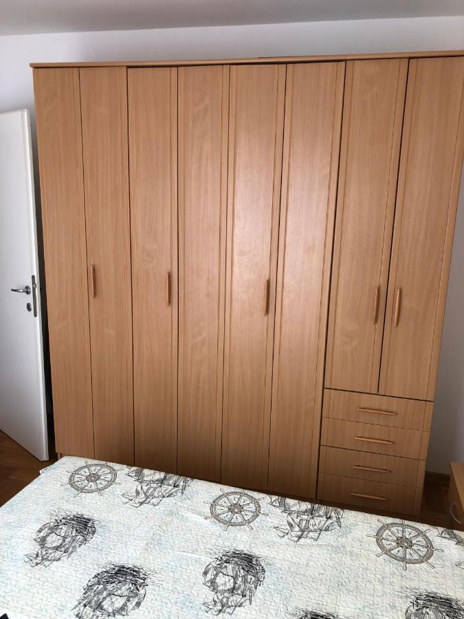 Vito & Rocco Apartment Malinska Ngoại thất bức ảnh