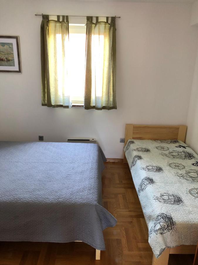 Vito & Rocco Apartment Malinska Ngoại thất bức ảnh
