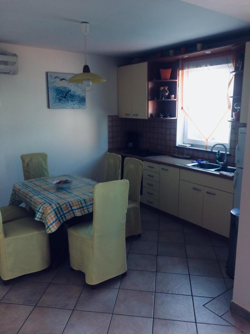 Vito & Rocco Apartment Malinska Ngoại thất bức ảnh